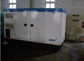 江门康明斯150kw大型柴油二手发电机组 江门康明斯150kw大型柴油二手发电机组